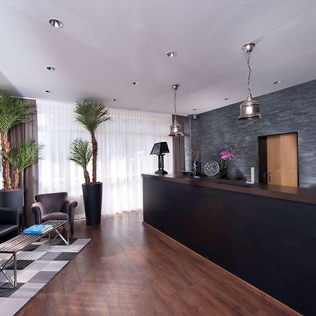 Отель Tryp By Wyndham Luebeck Aquamarin Интерьер фото