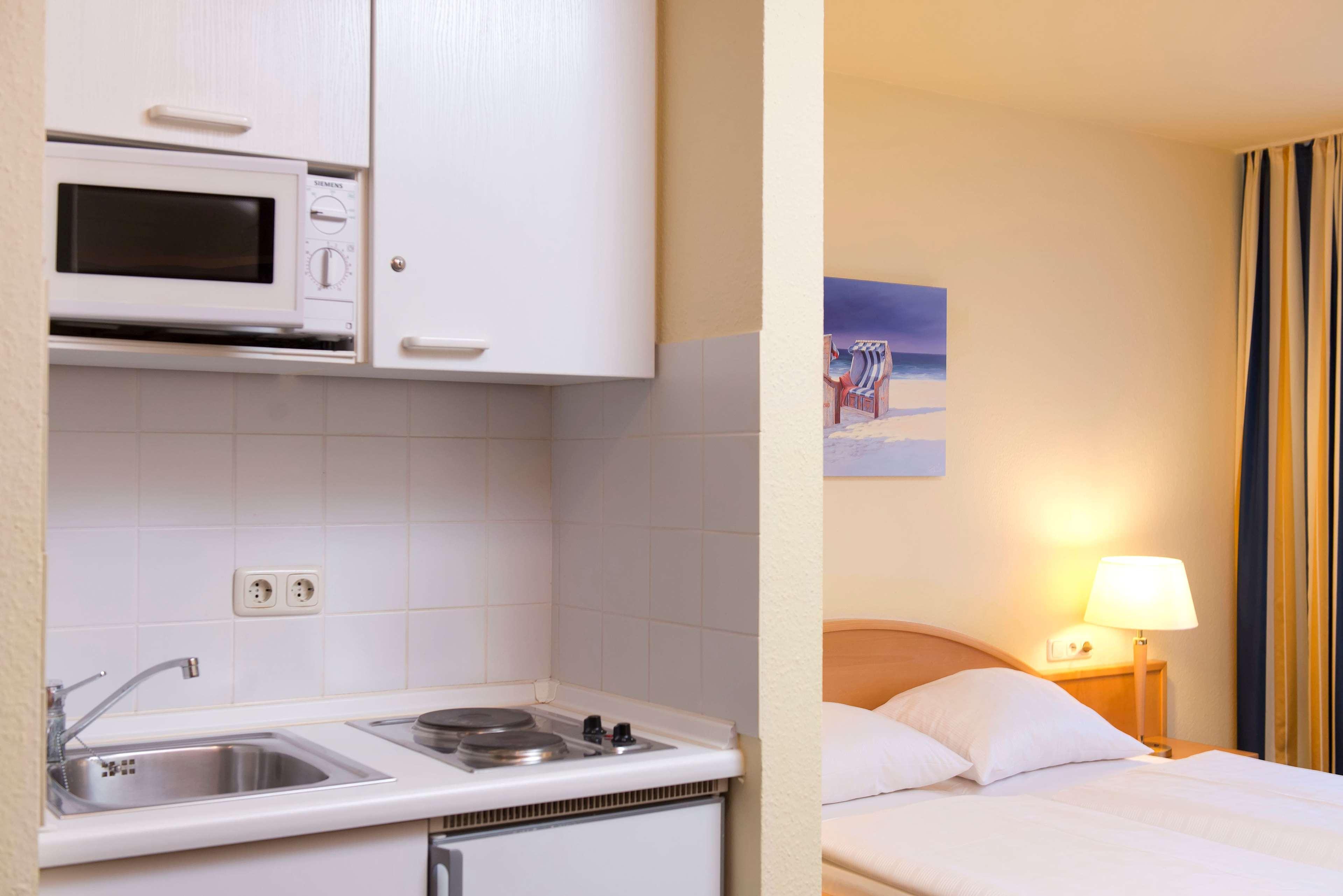 Отель Tryp By Wyndham Luebeck Aquamarin Номер фото