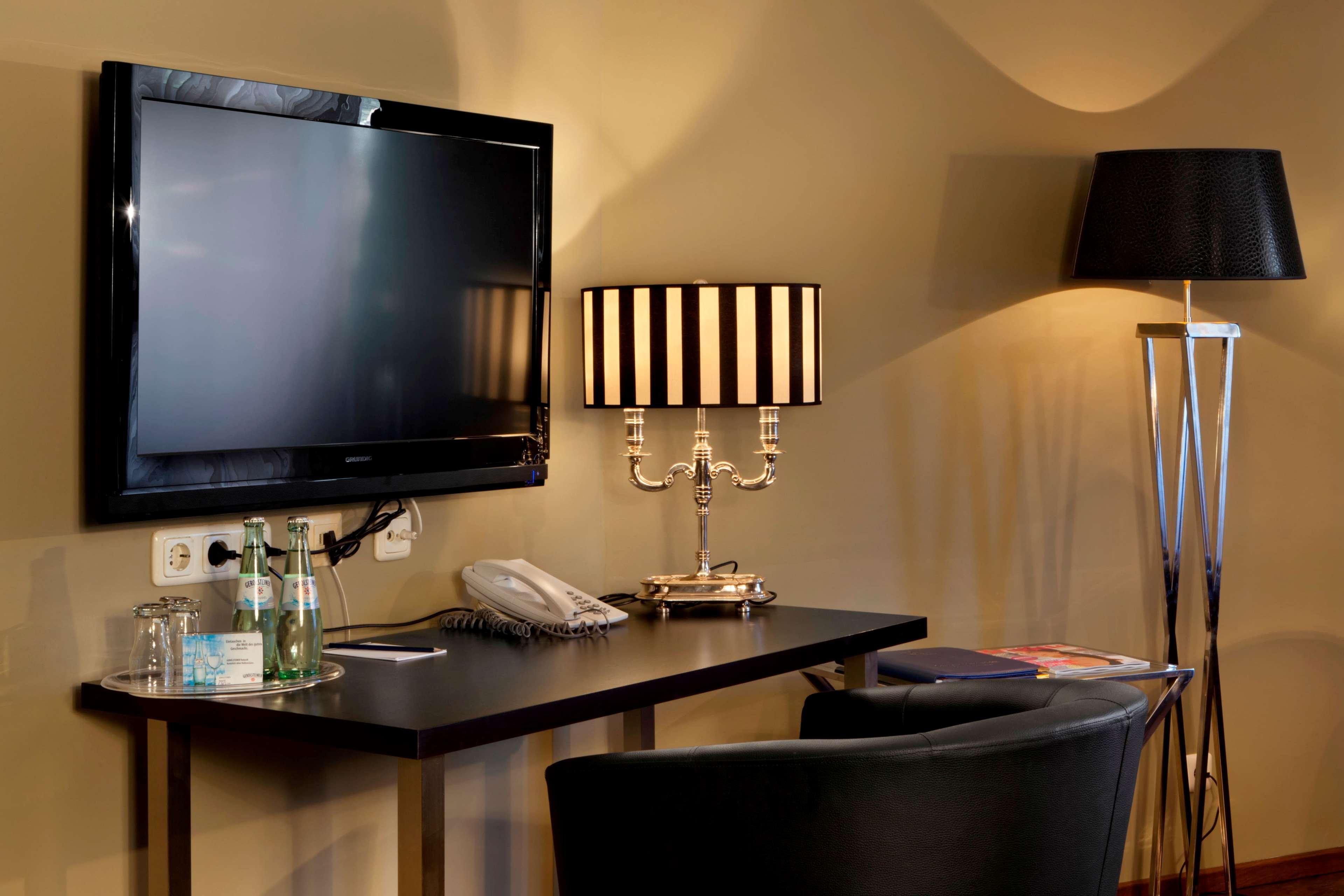 Отель Tryp By Wyndham Luebeck Aquamarin Номер фото