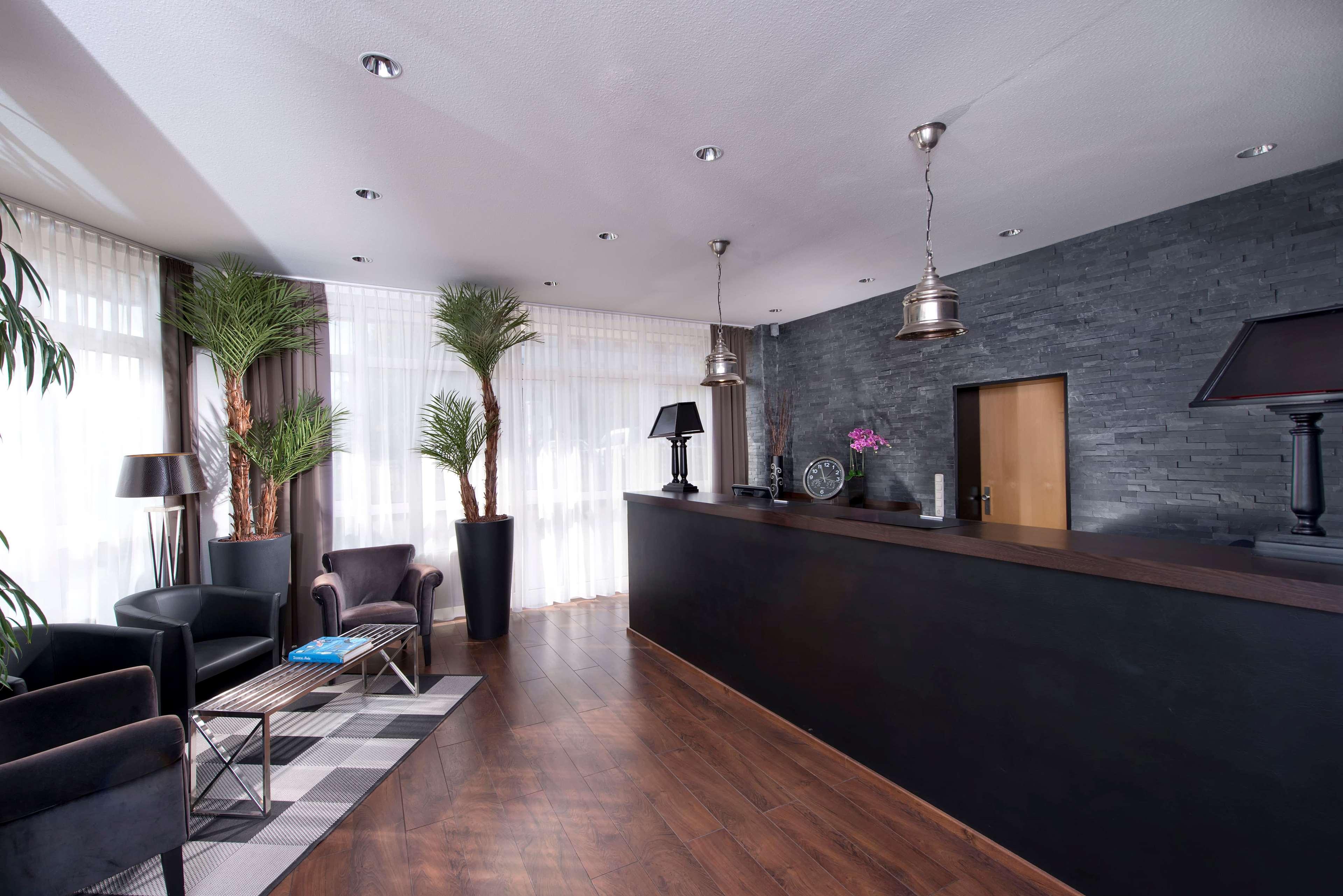 Отель Tryp By Wyndham Luebeck Aquamarin Интерьер фото